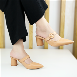 Sục Mules Khuy Tròn Gót Trụ